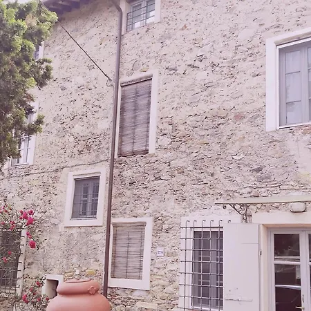 Villa Casale Delle Camelie